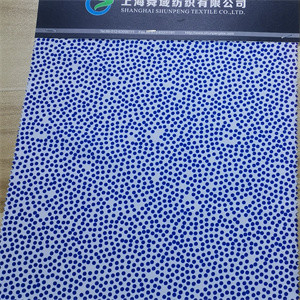 120gsm 75dのモモのあや織りの生地、印刷されたポリエステル昇華生地