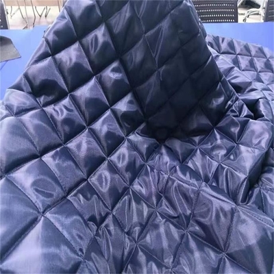 160gsm通気性に屋外に生地ポリエステル142cmダイヤモンドのキルトにすること